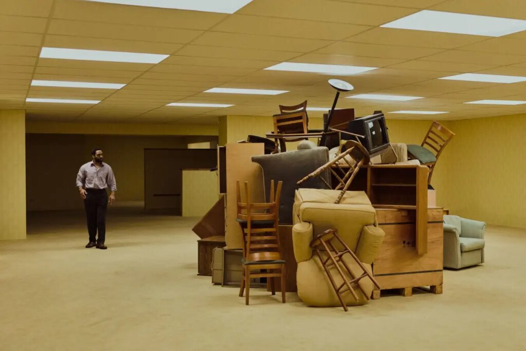 20-Year-Old Director Achieves Success with Sci-Fi Horror Film ‘Backrooms’