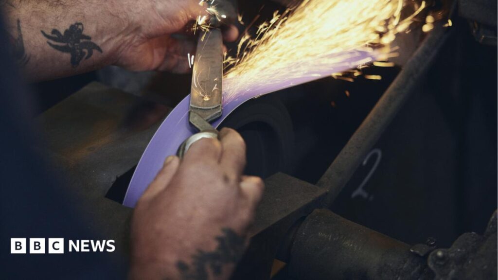 Mastering Manufacturing: Blending Cutting-Edge Technology with Traditional Skills in Trainee Training