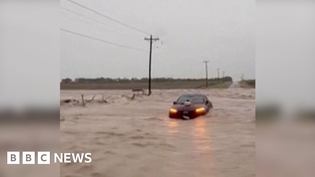 Texas Flooding Crisis: Severe Storm Causes Torrential Floods – Watch Now!