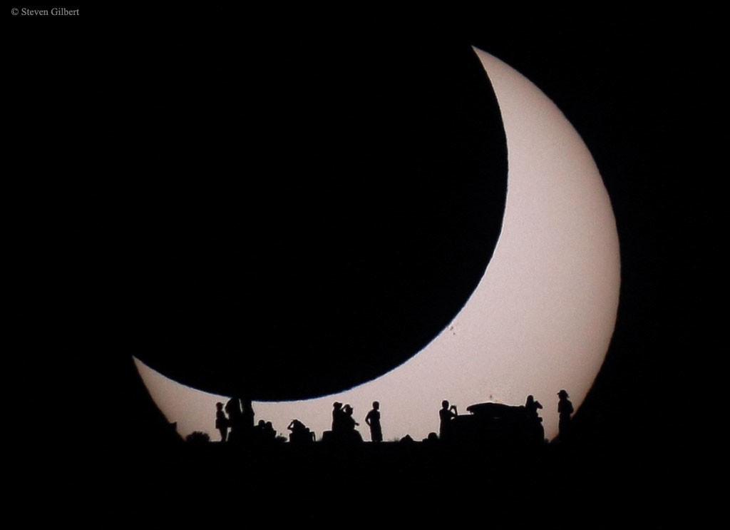 APOD August 9, 2026: Contemplating the Sun