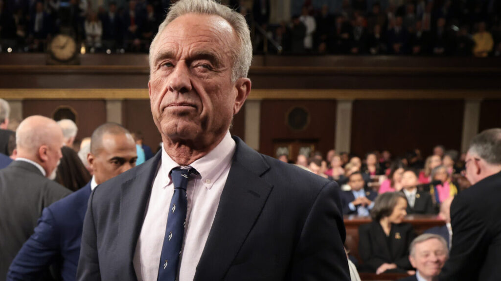 Lawmakers Call for Criminal Investigation and Removal of RFK Jr. Over Alleged Lies to Senate
