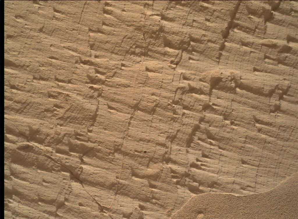 NASA Curiosity Rover on Mars, Sols 4968–4974: Rock Climbing Toward the Discontinuity