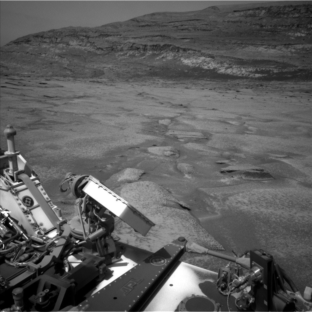 NASA’s Curiosity Rover on Mars: Sols 4961–4967 and a Possible Break in the Rock Record