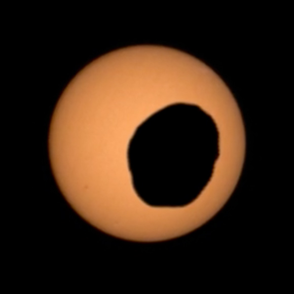 NASA’s Perseverance Rover Captures Phobos Crossing the Sun