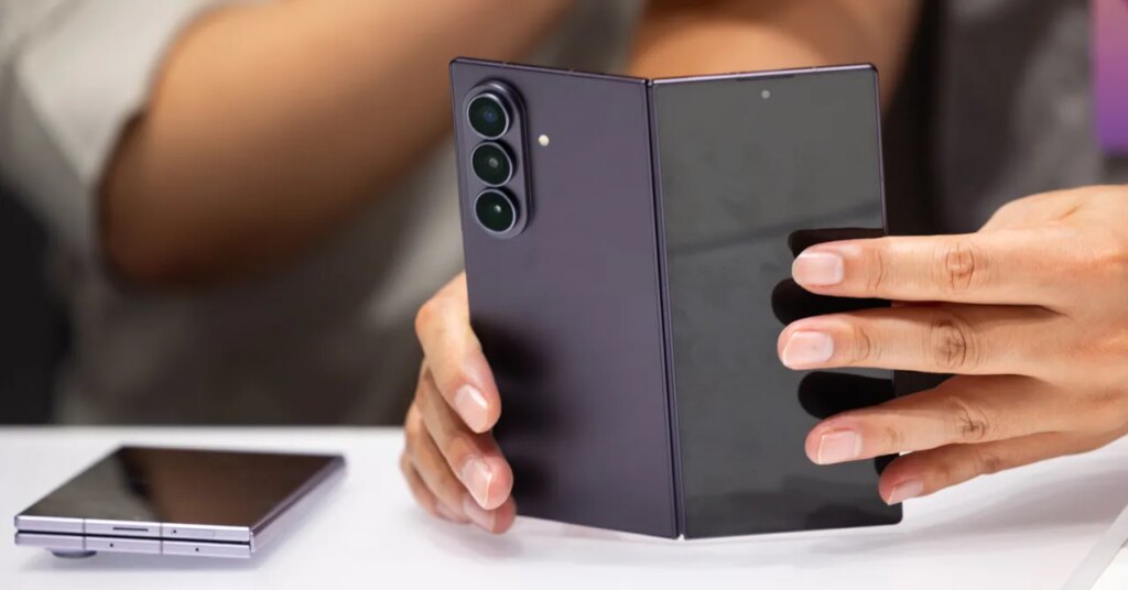 All Samsung Galaxy Phones Include This Unique Add-On