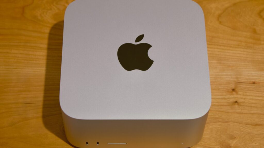 Apple M5 Ultra Mac Studio Review: How It Turned Me Into a Vibecorder
