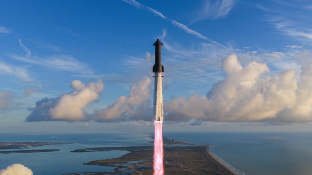 SpaceX Starship Reaches Orbit and Deploys First Next-Generation Starlink Satellites