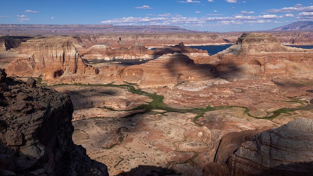 Alarming Groundwater Loss Signals Potential Tipping Point for the Colorado River Basin