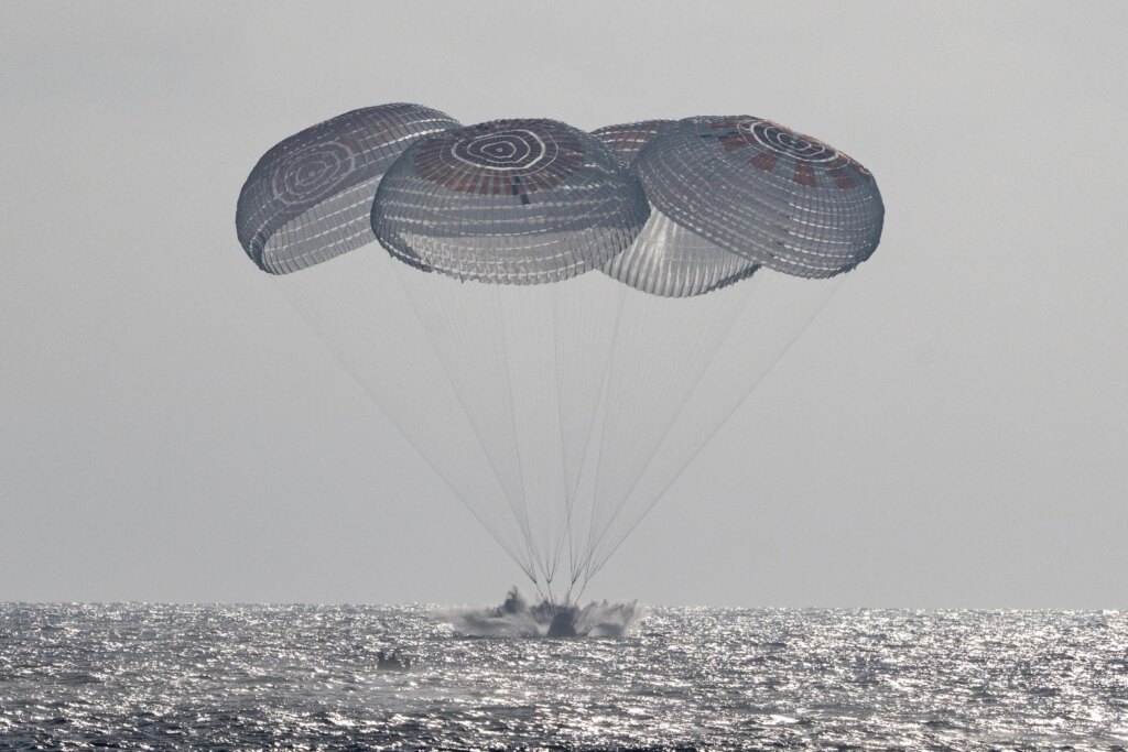 NASA’s SpaceX Crew-12 Splashes Down as Mission Briefing Is Scheduled