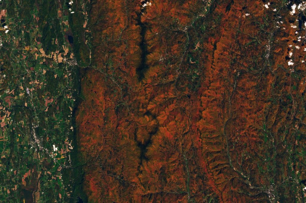 View Fall Foliage From Space Using Satellite Imagery